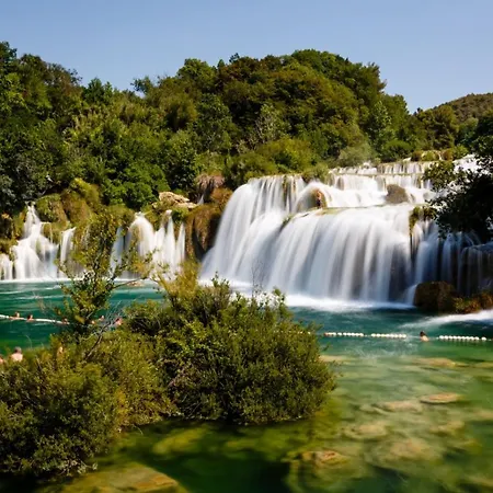 In With Sea View, Balcony, Air Conditioning, Wifi Appartamento