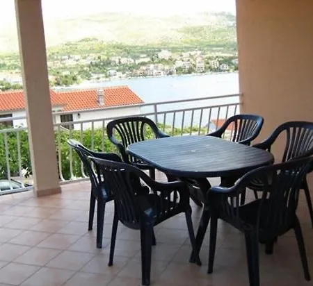 In With Sea View, Balcony, Air Conditioning, Wifi Grebaštica
