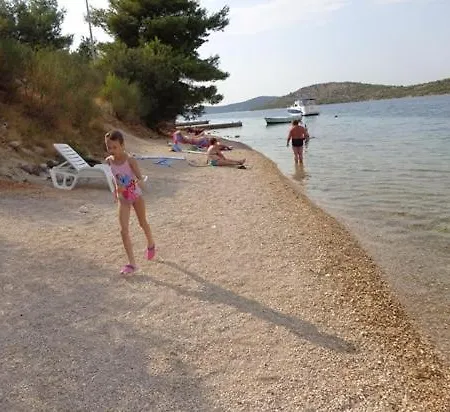 In With Sea View, Balcony, Air Conditioning, Wifi