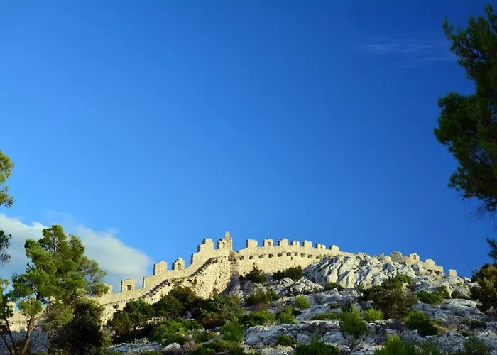 Apartman In With Sea View, Balcony, Air Conditioning, Wifi Grebastica