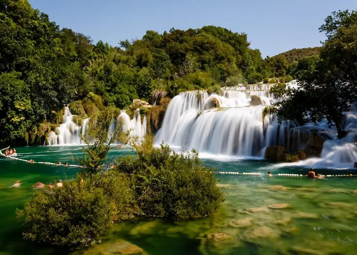 In With Sea View, Balcony, Air Conditioning, Wifi Apartman