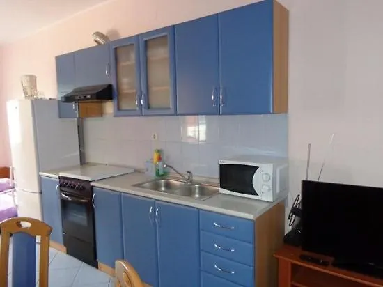 Apartman In With Sea View, Balcony, Air Conditioning, Wifi